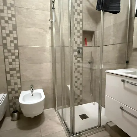 Wh-teo Home-6 Posti Letto-centro-wi-fi *